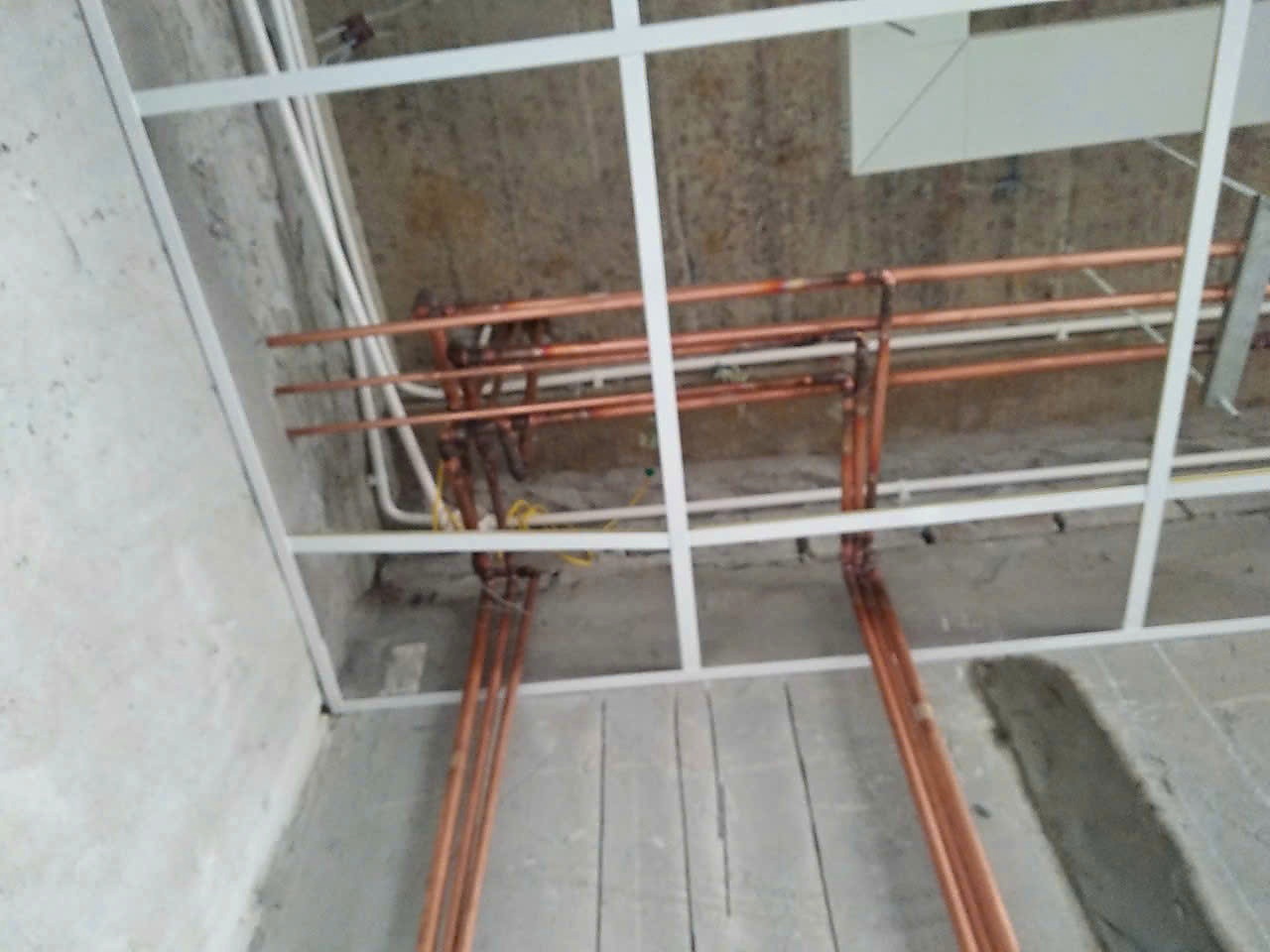 Thi công đường ống kỹ thuật tại Bệnh viện Đa khoa tỉnh Vĩnh Phúc
